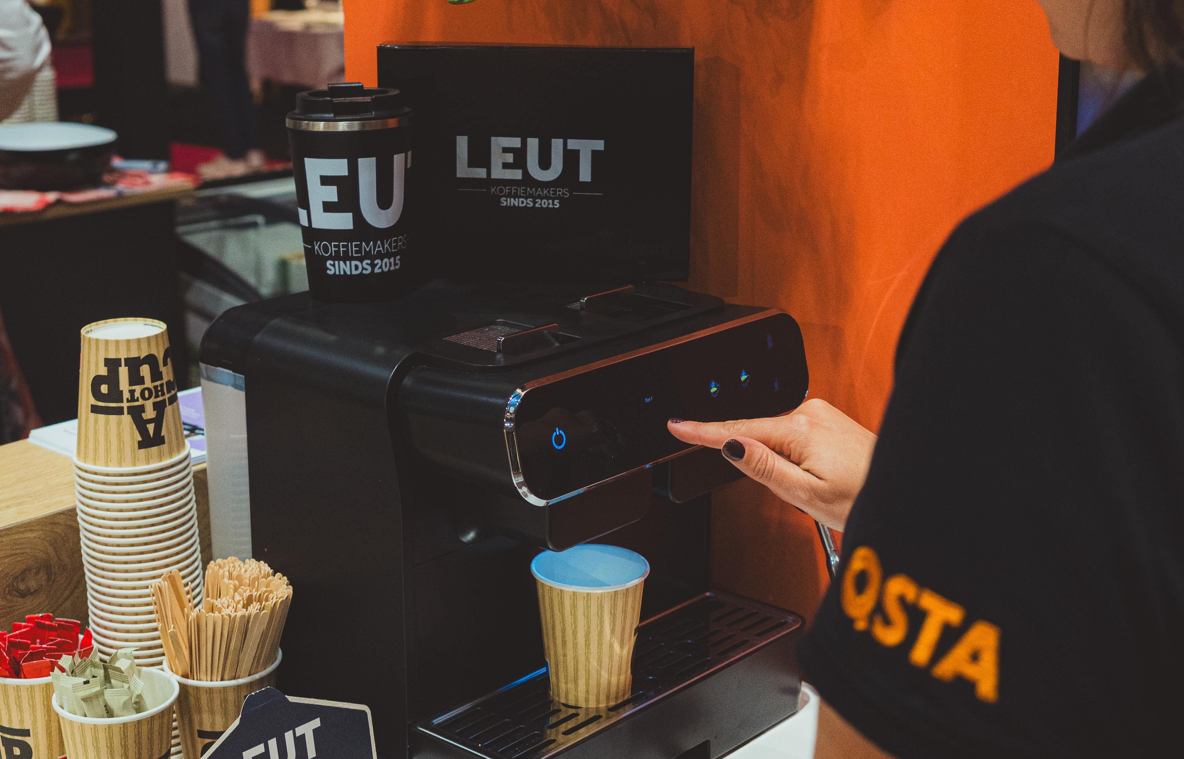Serveer échte koffie met stijl van LEUT koffiemakers