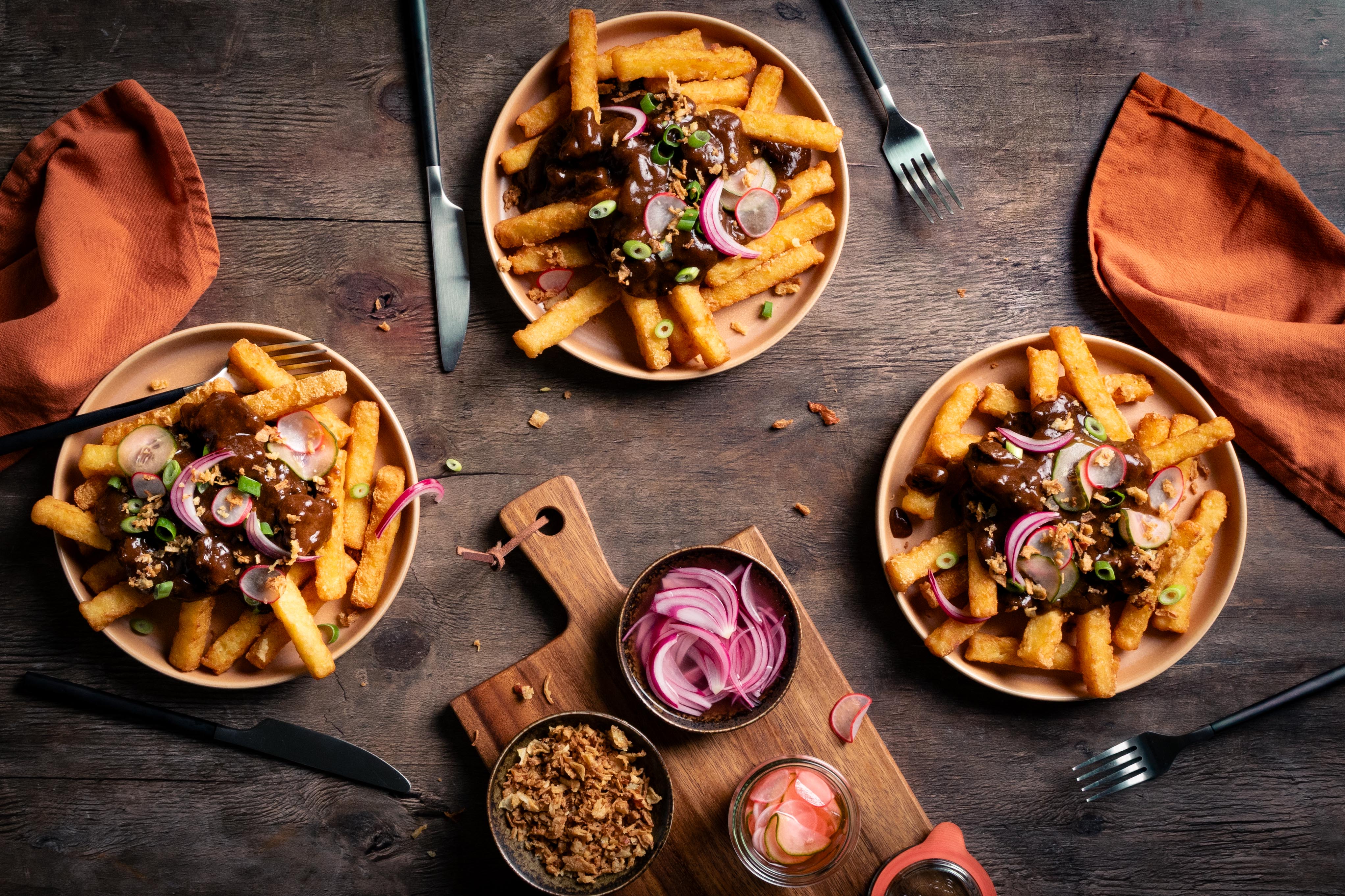 Loaded fries met Vlaamse stoof  