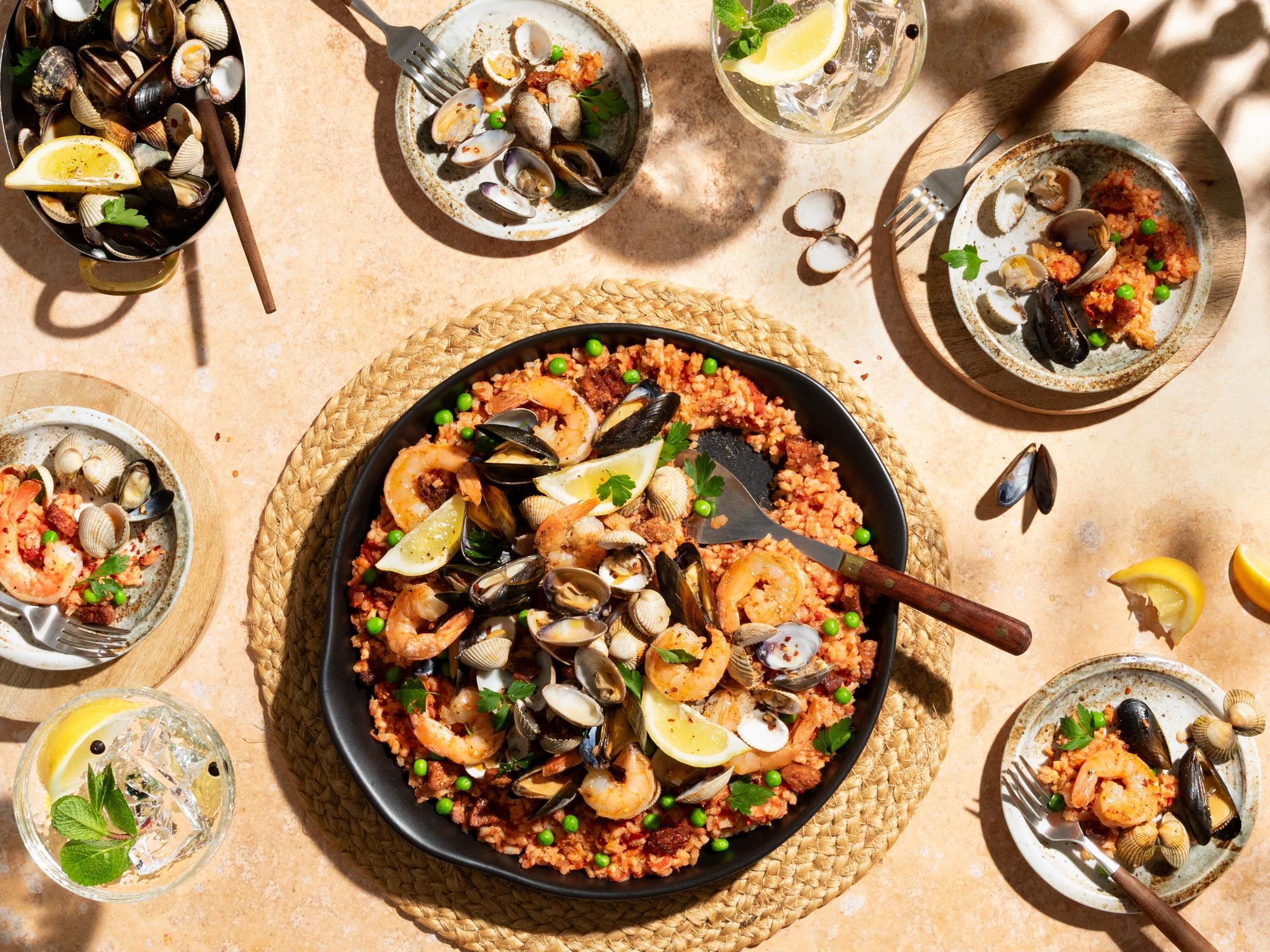 Zomerse paella met schelpenfeestje 