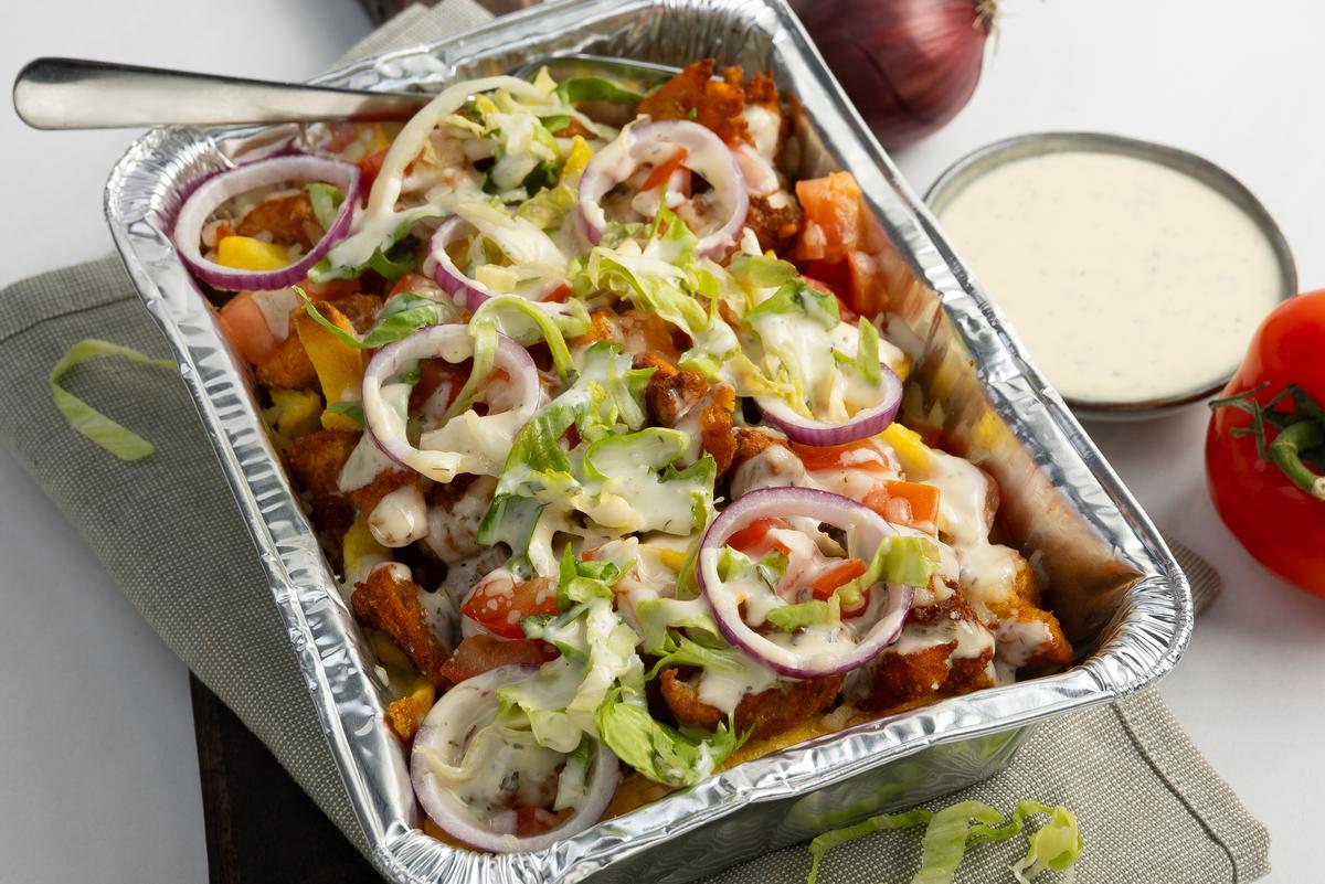 Viskapsalon met visshoarma en knoflooksaus