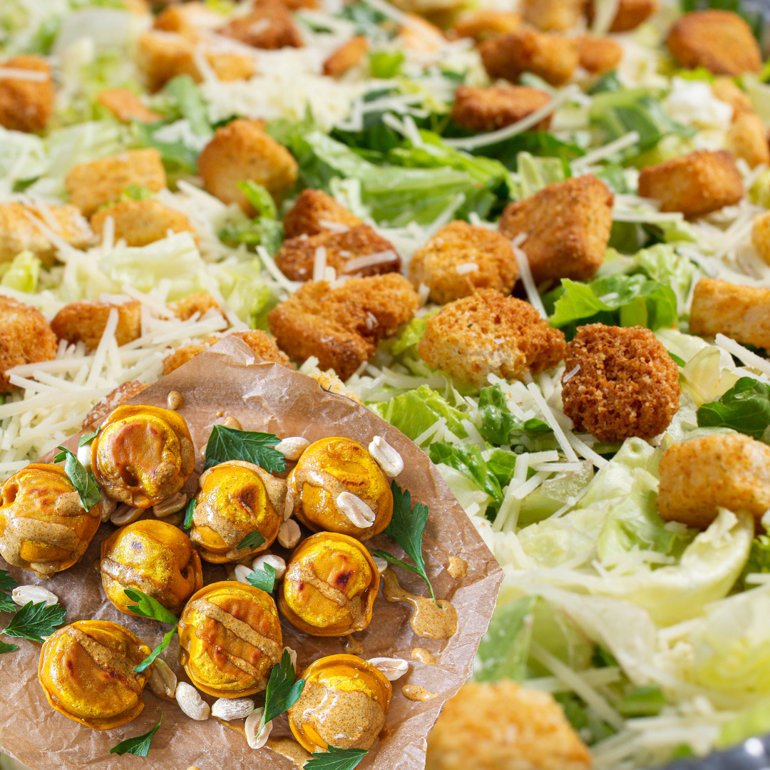 Davai Dumplings Creamy Cauliflower met een Caesar dressing van mayonaise